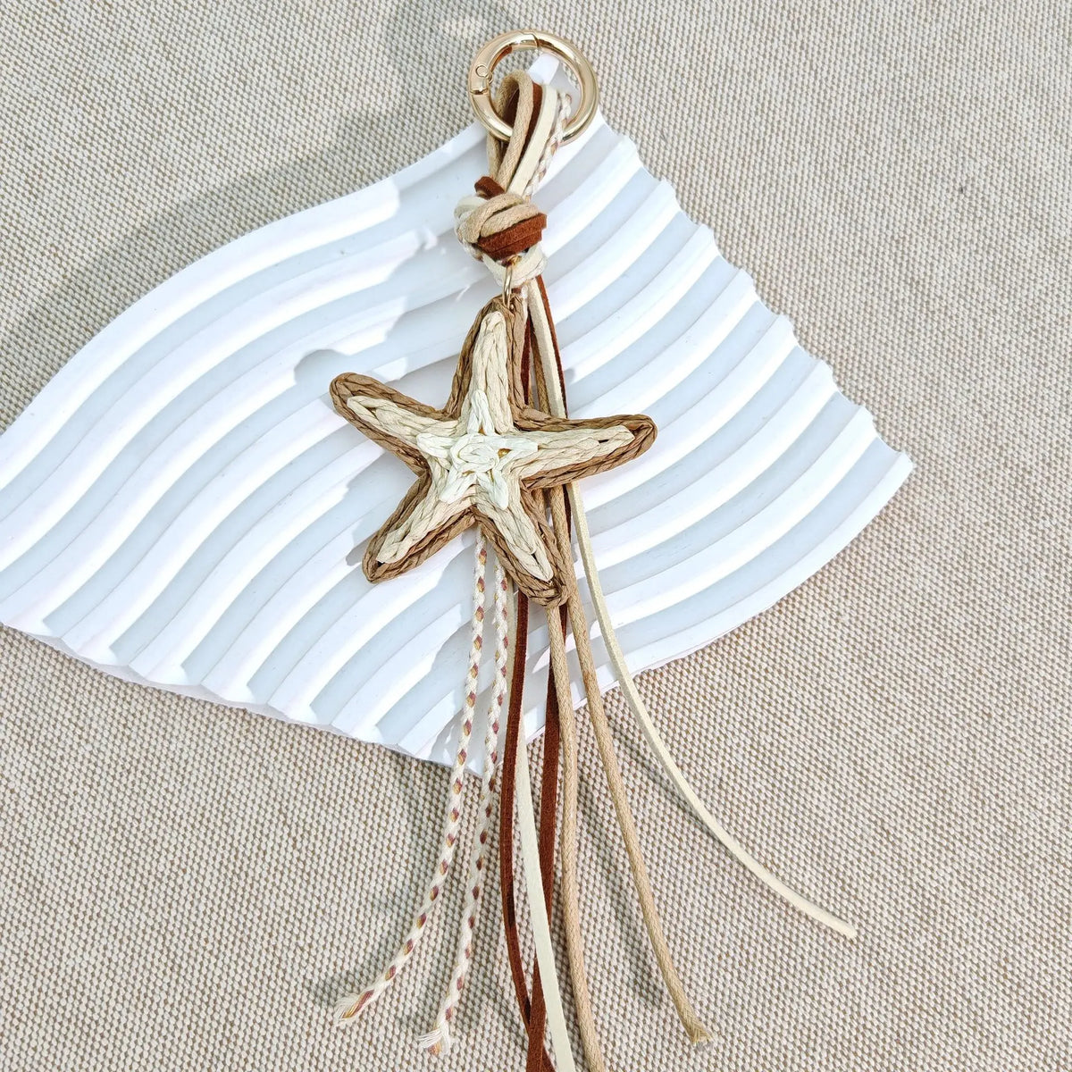 Llavero y Charm Bohemio Arcoíris Velatta