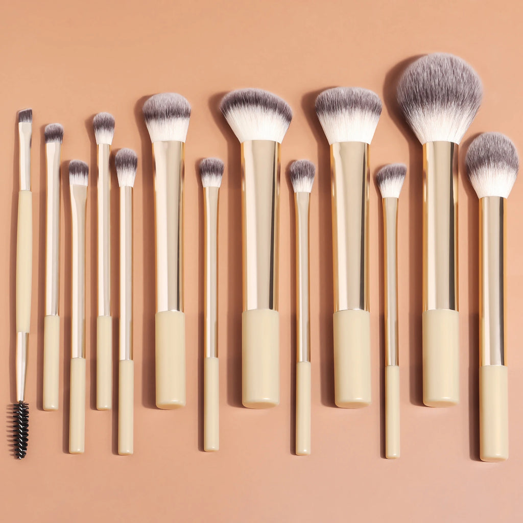 Set de 13 Brochas Profesionales — VELATTA