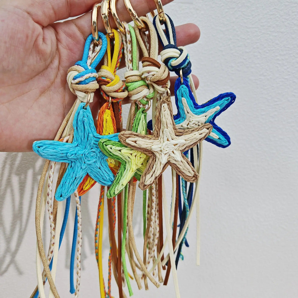 Llavero y Charm Bohemio Arcoíris Velatta